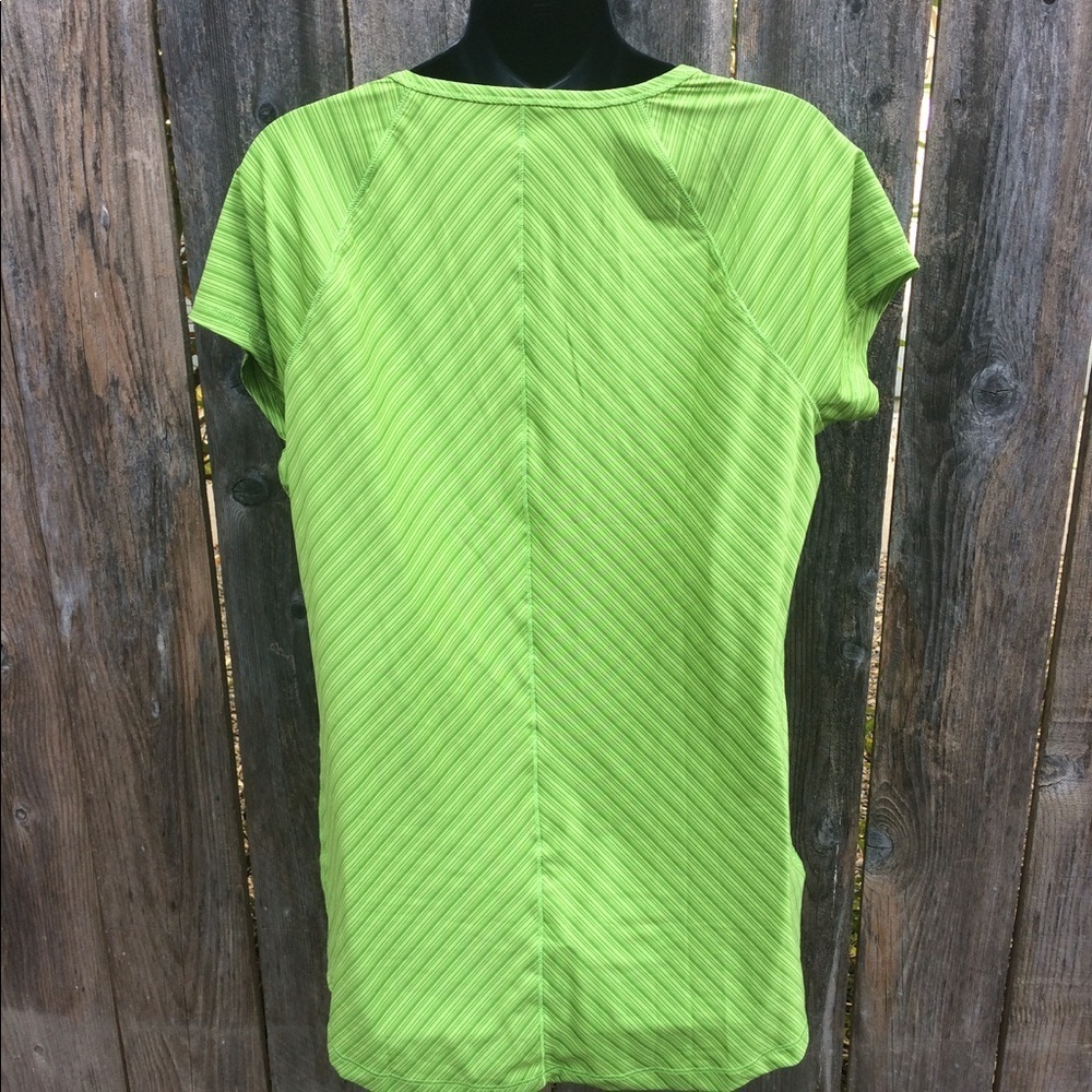 NWT Eddie Bauer workout tee - Picture 5 of 6